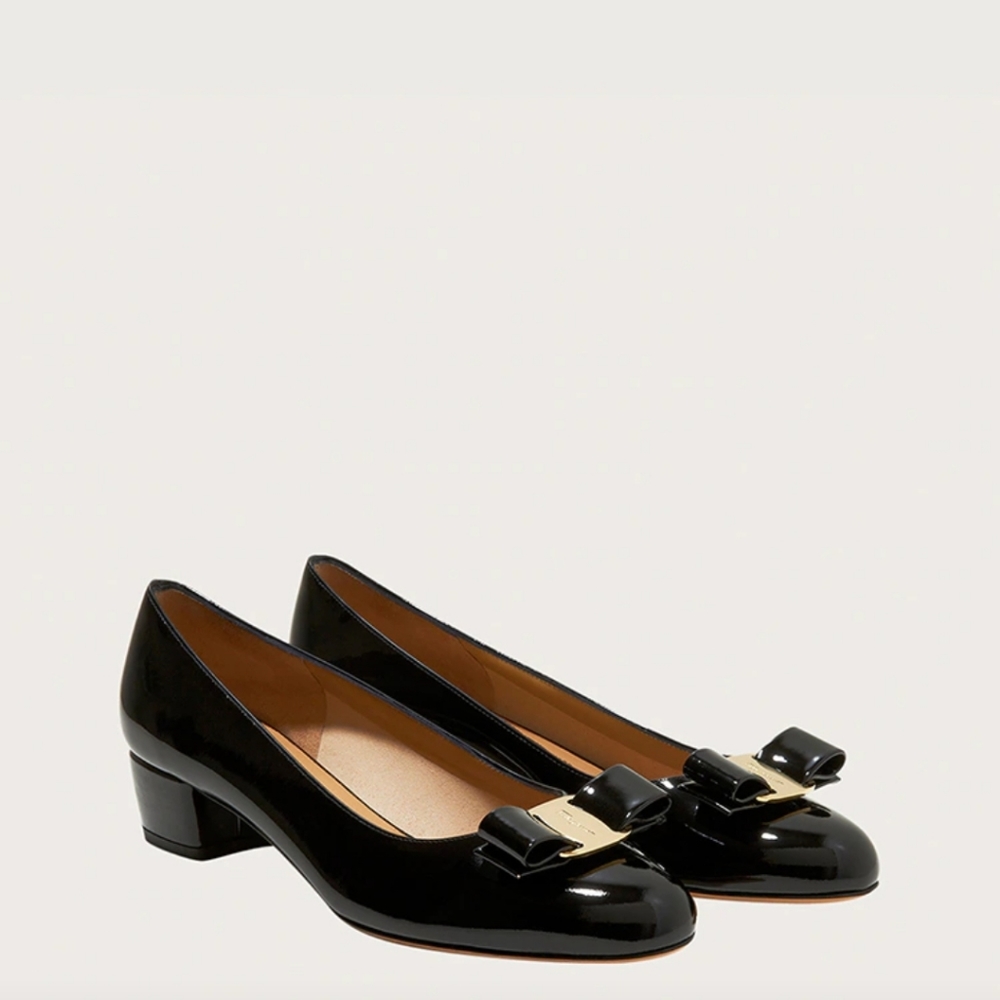 Salvatore Ferragamo Vara Bow Pump Shoe